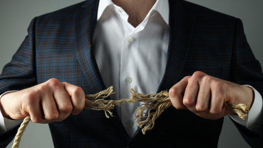 Consuletica ti aiuta a spezzare la corda dei debiti grazie alla legge 3